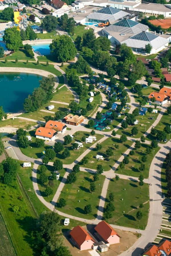 Mediteran Travel Mobile Homes In Camping Terme Catez Брежіце Екстер'єр фото