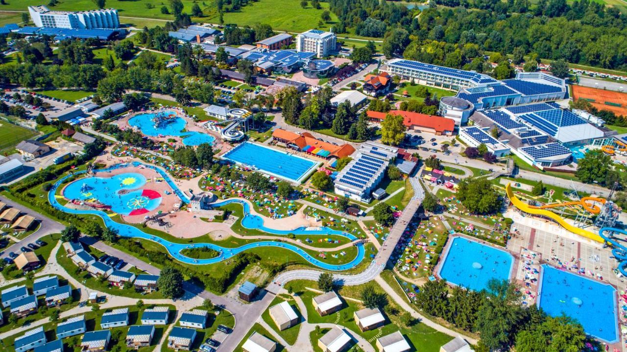 Mediteran Travel Mobile Homes In Camping Terme Catez Брежіце Екстер'єр фото